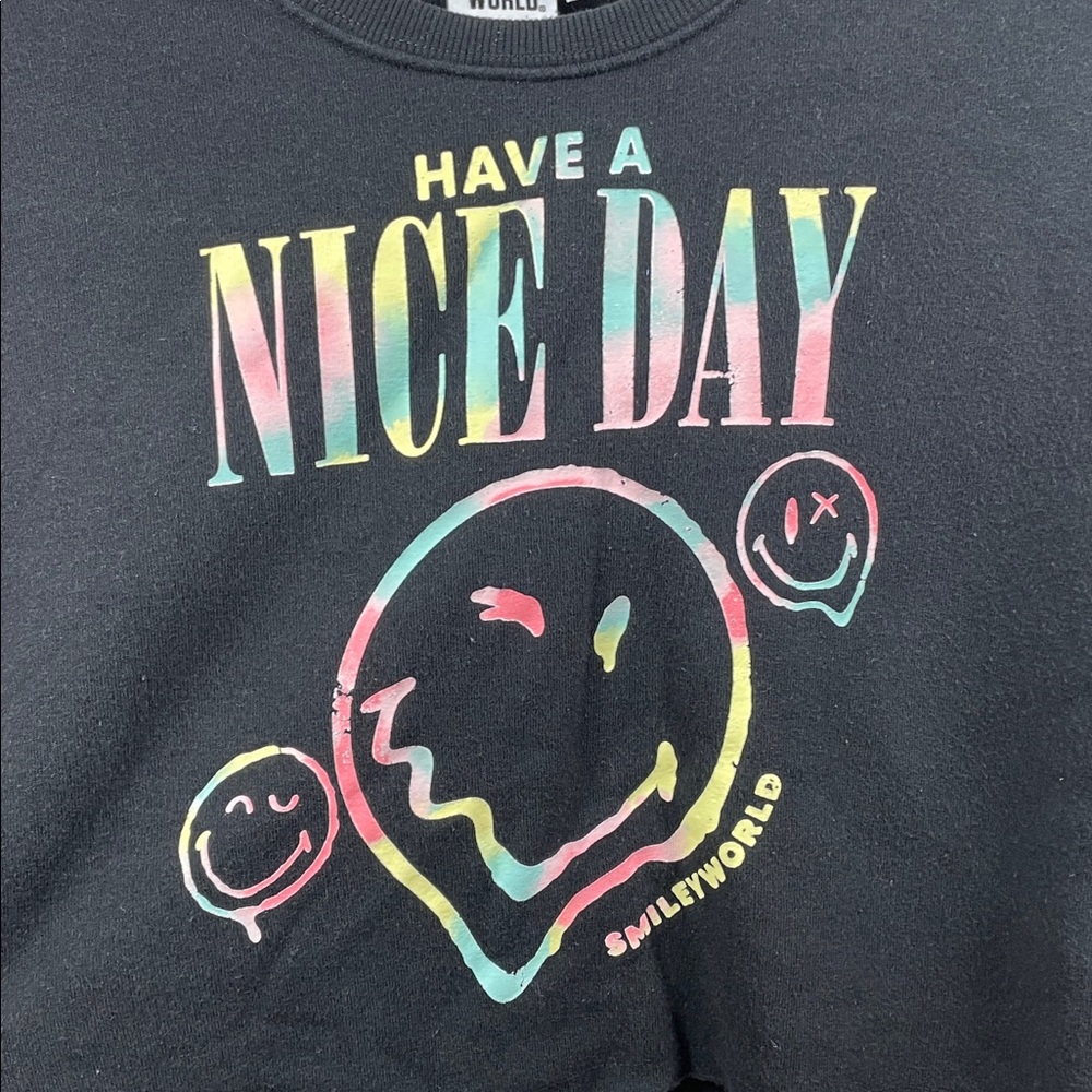 Smiley World crop Sweater Youth Black Pullover Crew Neck Nice Day Emoji Kids - Picture 4 of 11
